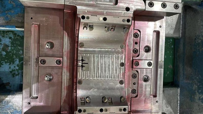 冲压模具定制厂家哪家好