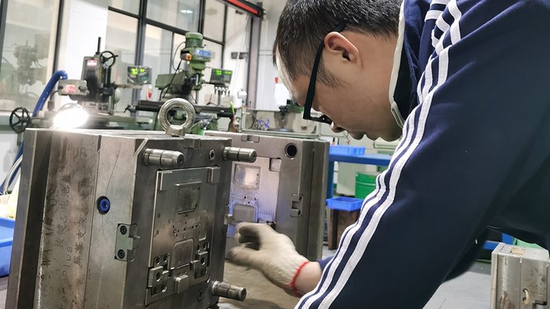 成都家电模具定制注意事项